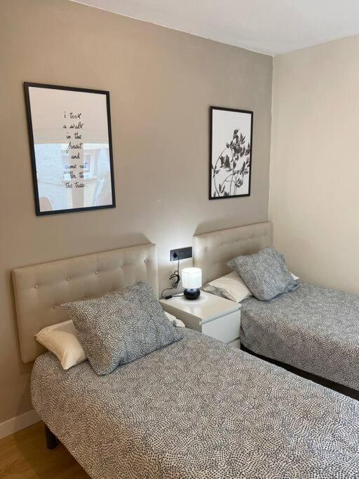176A Apto Moderno De 3 Habitaciones Хихон Екстериор снимка