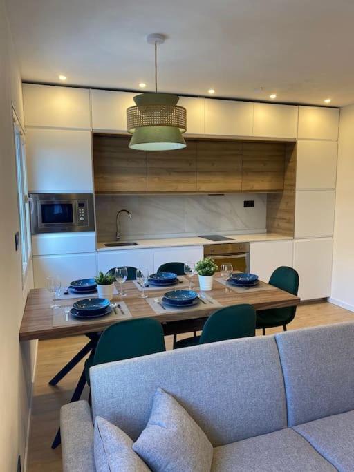 176A Apto Moderno De 3 Habitaciones Хихон Екстериор снимка