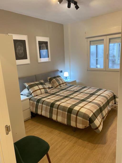 176A Apto Moderno De 3 Habitaciones Хихон Екстериор снимка